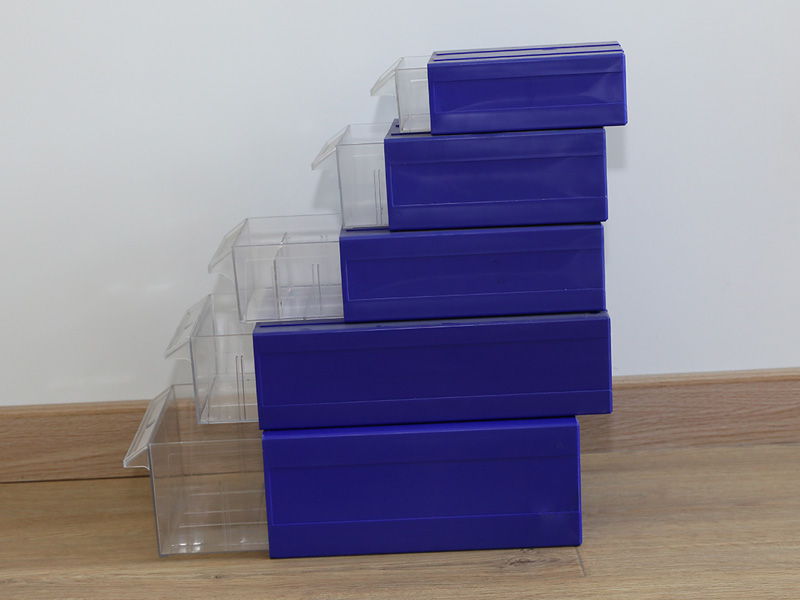 Box type injection molded products