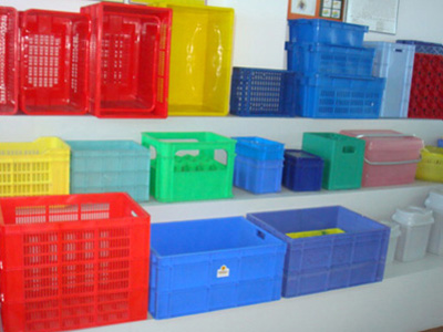 Box type injection molded products